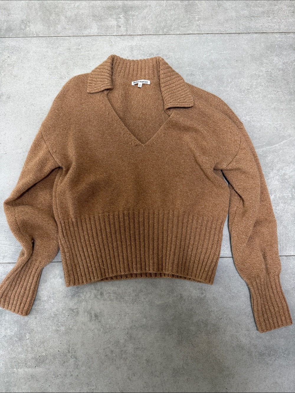 Reformation Cashmere Camel V-Neck Collared Cropped Sweater - Picture 2 of 7